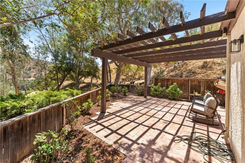 77 Barmore Court photo 29