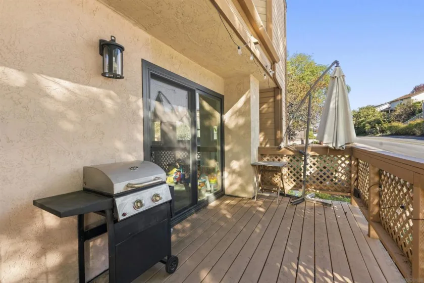8896 Highwood Drive #C photo 36