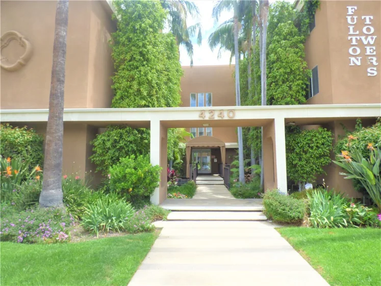 4240 Fulton Avenue #107 photo 1