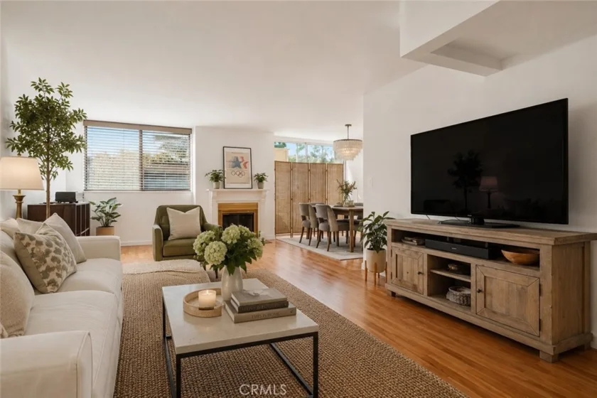 14141 Dickens #312 photo 1