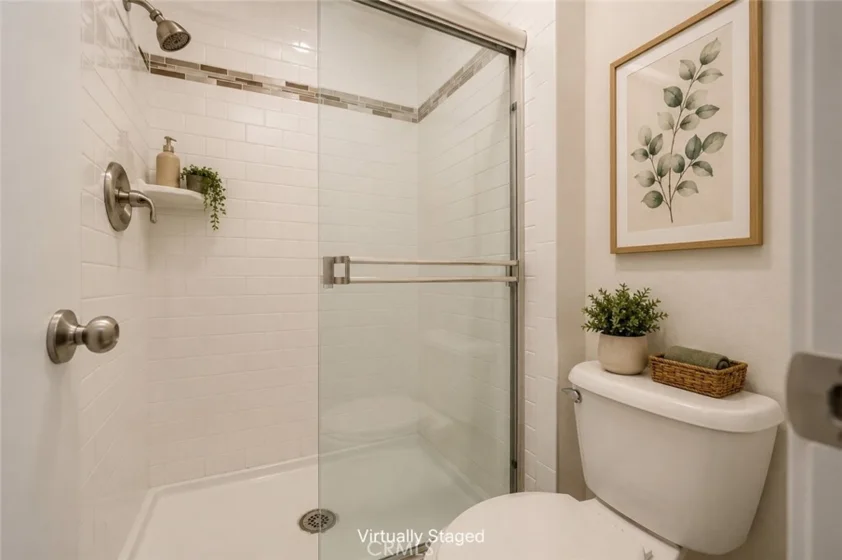 5320 Zelzah Avenue #201 photo 21