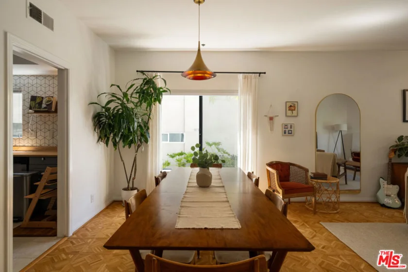 1539 Greenfield Avenue #102 photo 6
