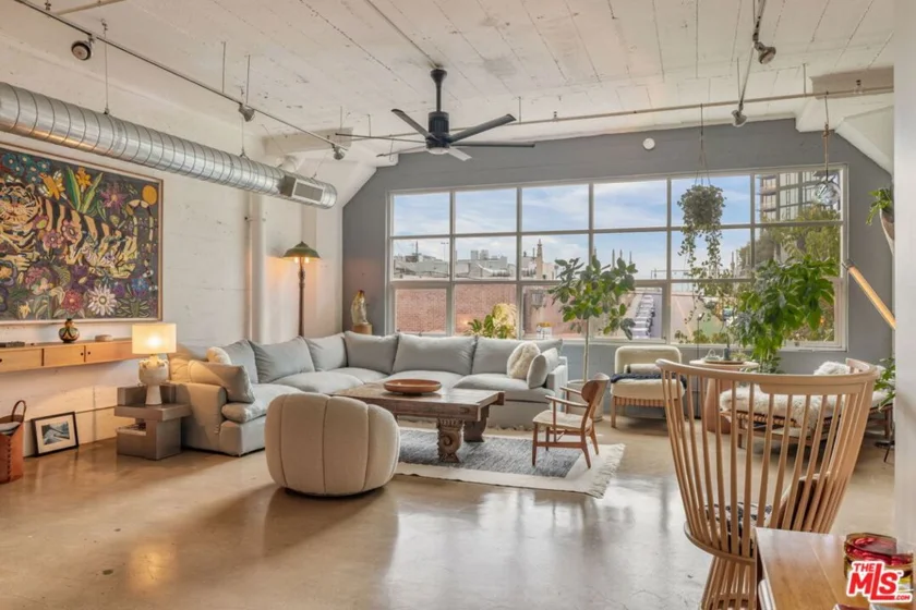 530 Molino Street #213 photo 1