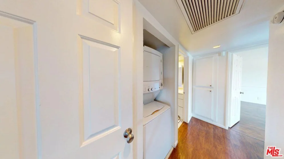 8710 Independence Avenue #301 photo 20