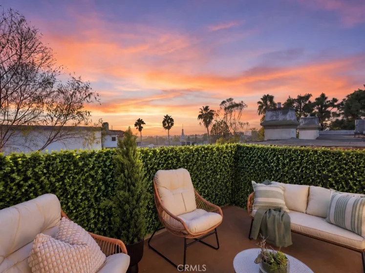 7122 La Tijera Boulevard #H201 photo 29