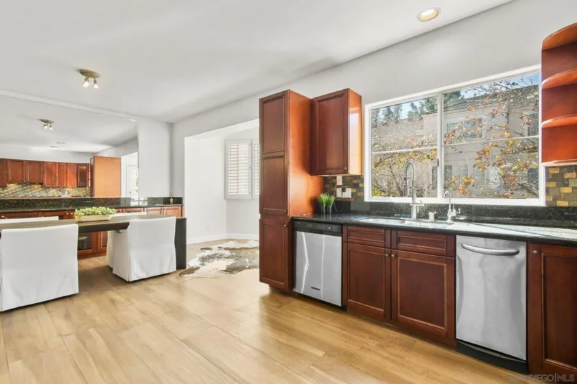 5117 Renaissance Avenue #D photo 9