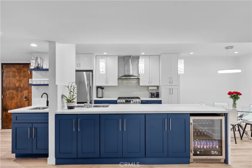 5325 Lindley Avenue #106 photo 8