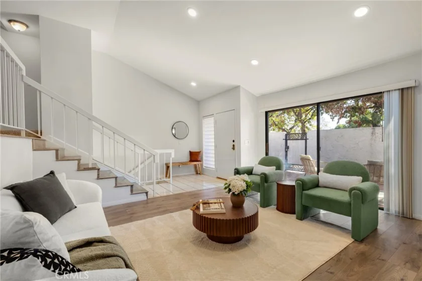 6021 Lindley Avenue #12 photo 4