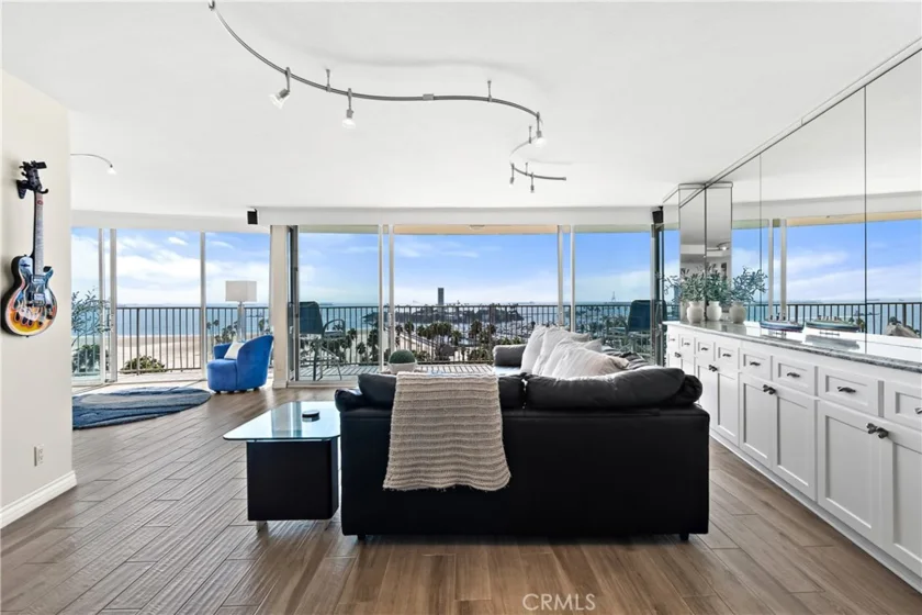 700 E Ocean Boulevard #1206 photo 9