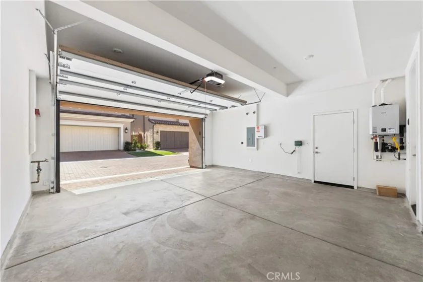 106 Glydon photo 29