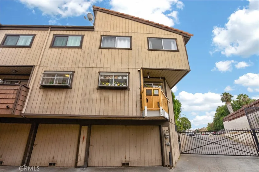 9414 Moonbeam Avenue #19 photo 21