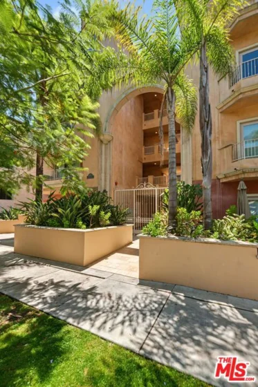 1511 Camden Avenue #103 photo 13