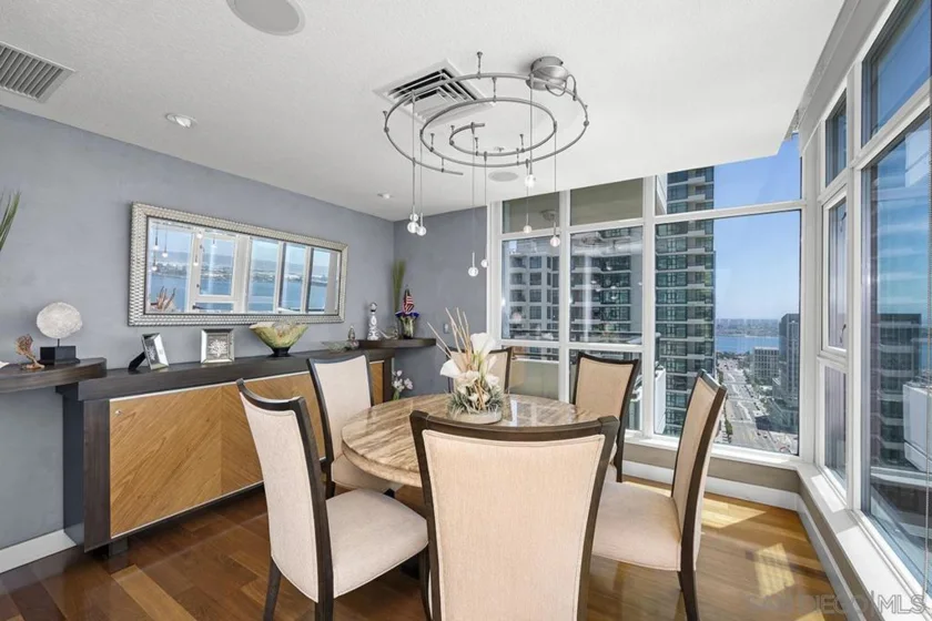 1205 Pacific Hwy #3101 photo 24