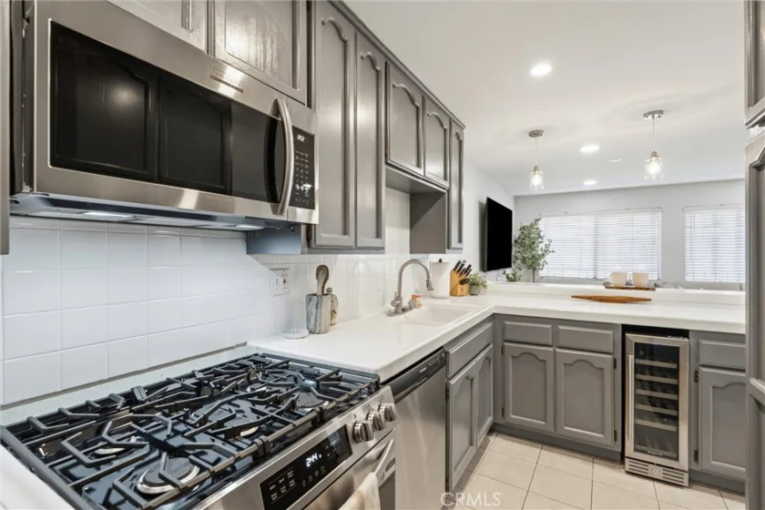 17200 Newhope #204 photo 18