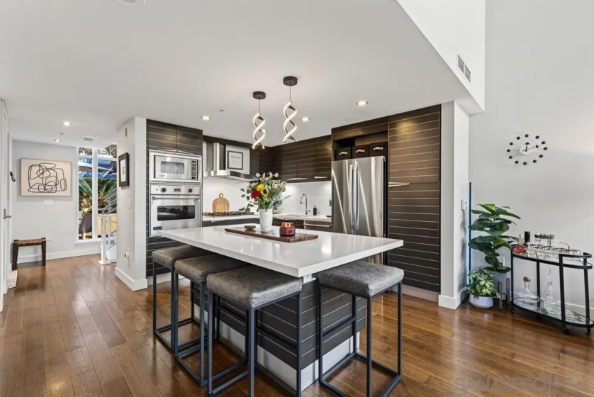 1325 Pacific Hwy #314 photo 11