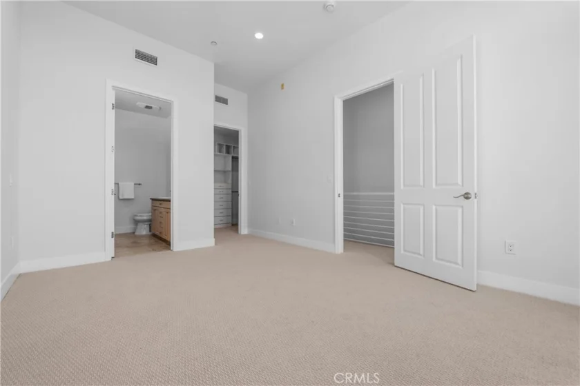 13440 Moorpark Street #101 photo 25