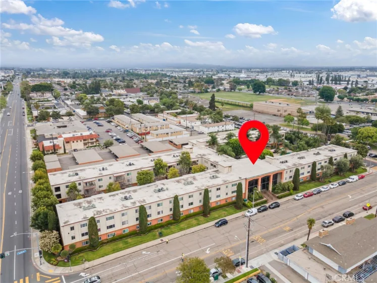 400 N Acacia Avenue #B12 photo 25