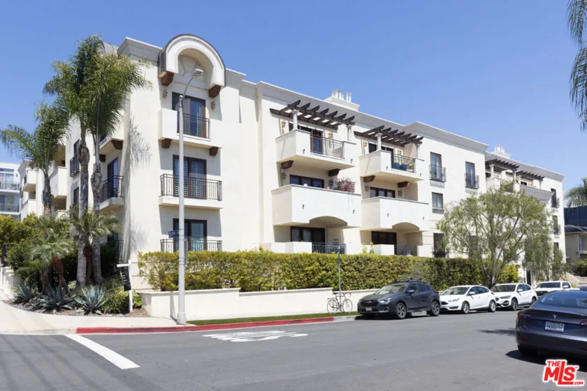 11863 Darlington Avenue #103 photo 1