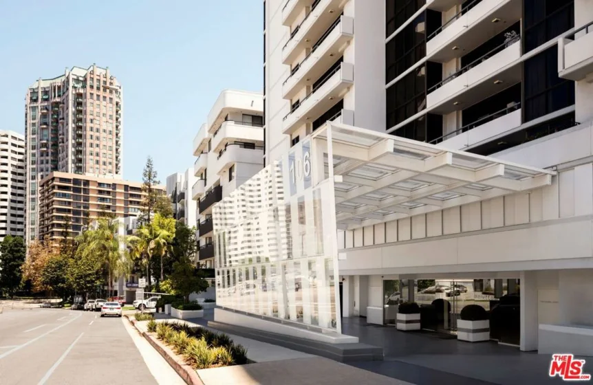 10660 Wilshire Boulevard #1208 photo 15