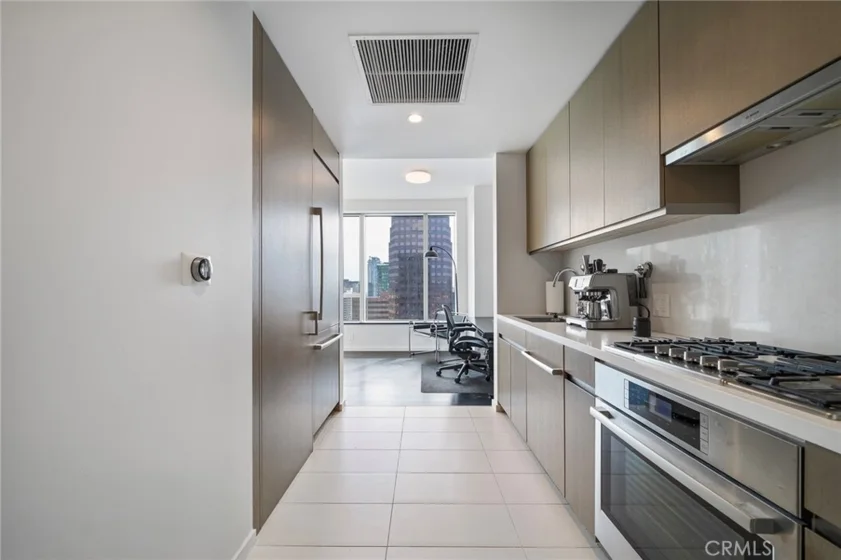 889 Francisco Street #3205 photo 12