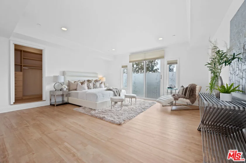 10935 Missouri Avenue #B photo 18
