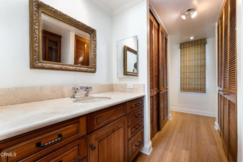 380 S Orange Grove Boulevard #12 photo 18
