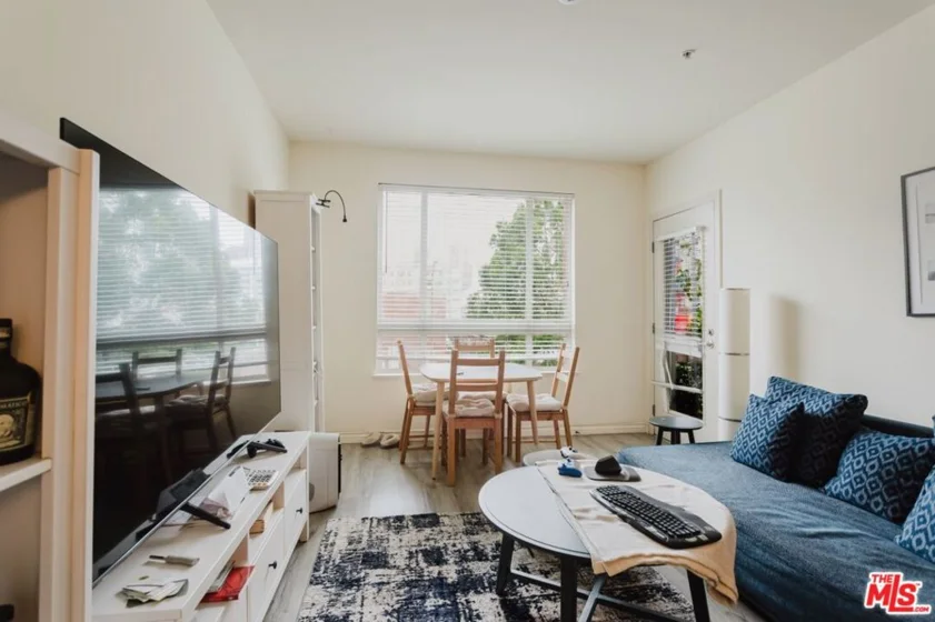 100 S Alameda Street #204 photo 20