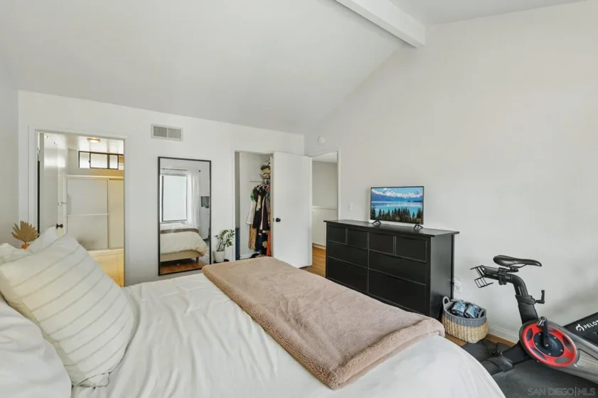 5455 Baltimore Drive #8 photo 38