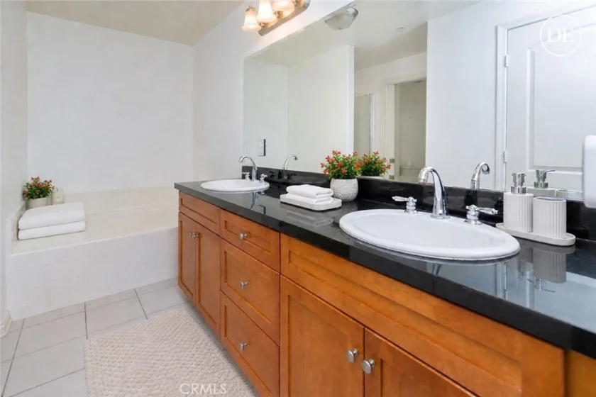 360 W Avenue 26 #419 photo 35