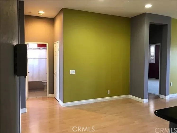 2270 Clark photo 5