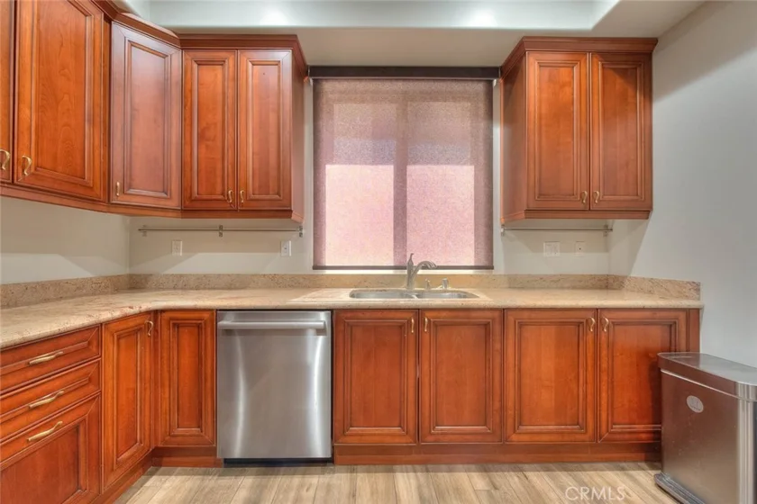 572 E San Jose Avenue #104 photo 15