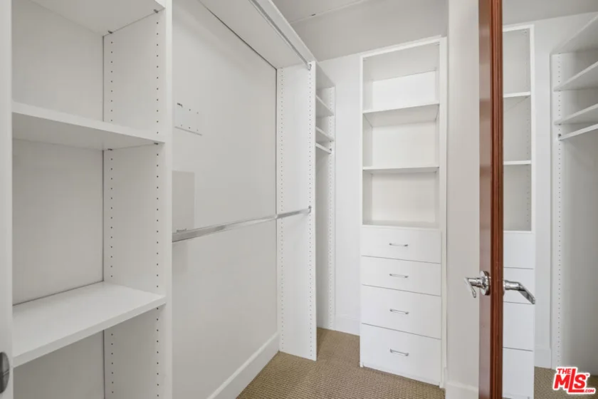 1744 Granville Avenue #105 photo 5