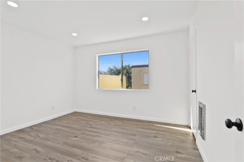 730 N Eucalyptus Avenue #25 photo 10
