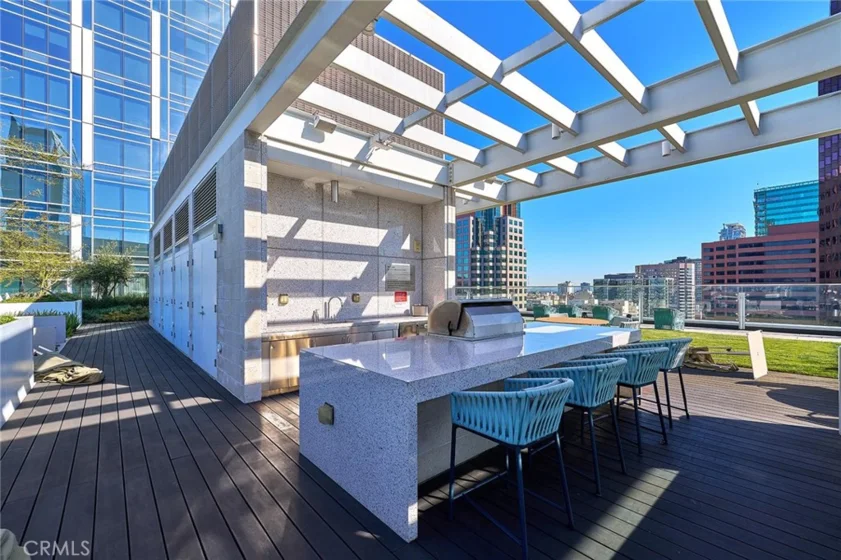 877 Francisco Street #1717 photo 35