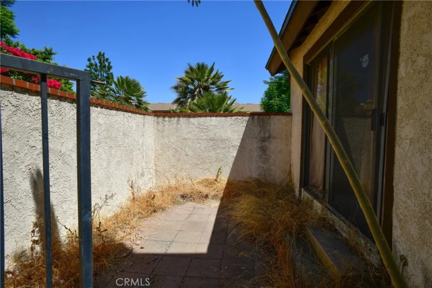 9601 Sylmar Avenue #1 photo 6