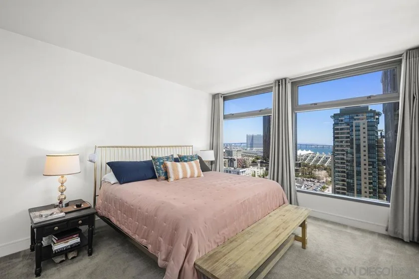 645 Front Street #1807 photo 18