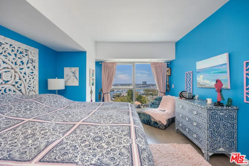 13700 Marina Pointe Drive #1016 photo 9