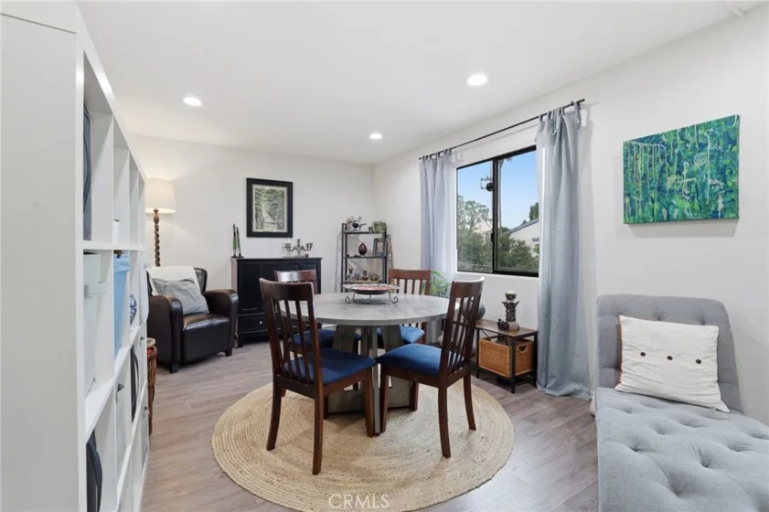 18530 Hatteras Street #337 photo 4