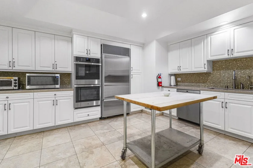 701 Ocean Avenue #111 photo 21