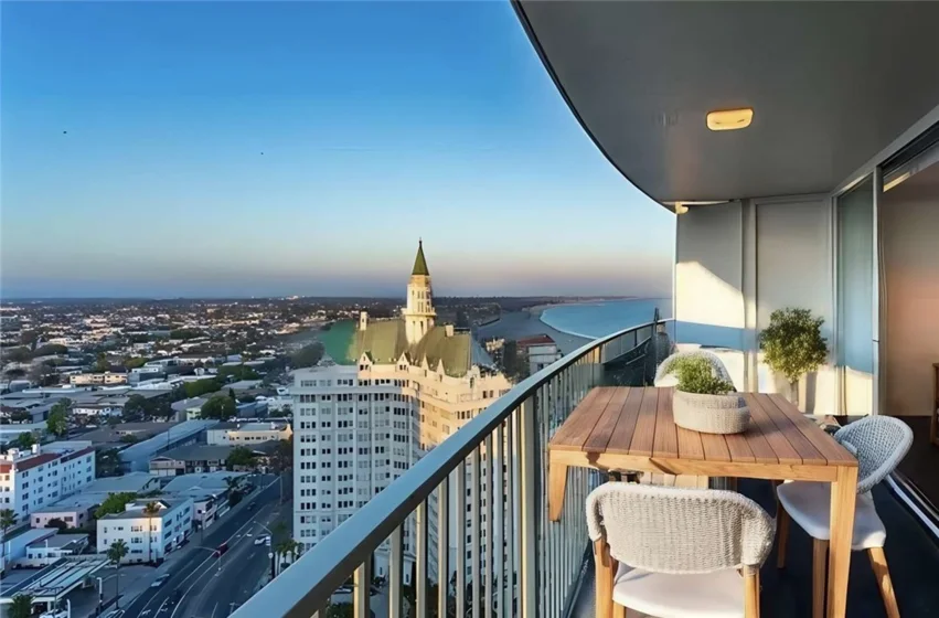 700 E Ocean Boulevard #3103 photo 1