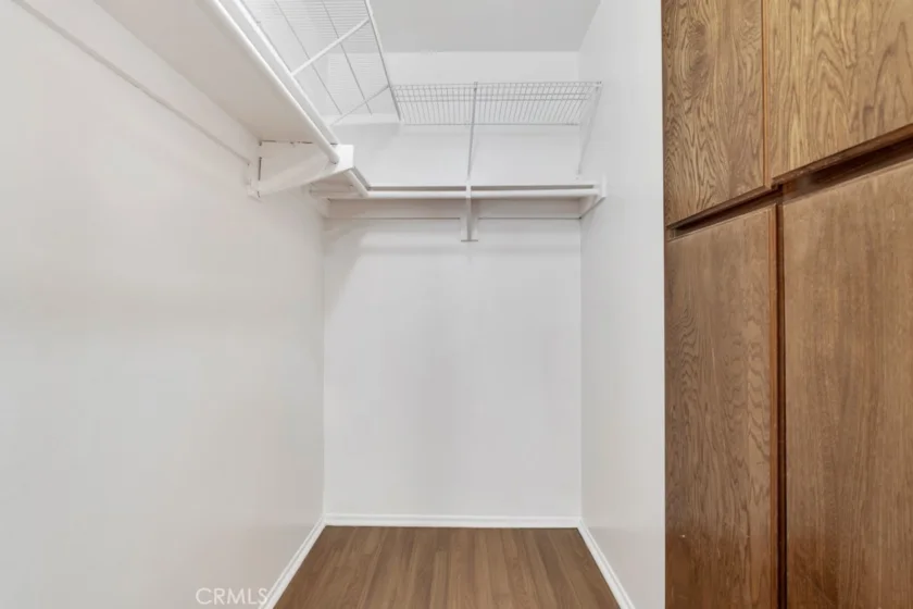 7240 Shirley #102 photo 16