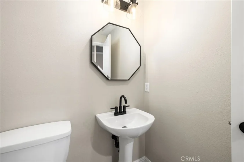 91 Carlsbad photo 19