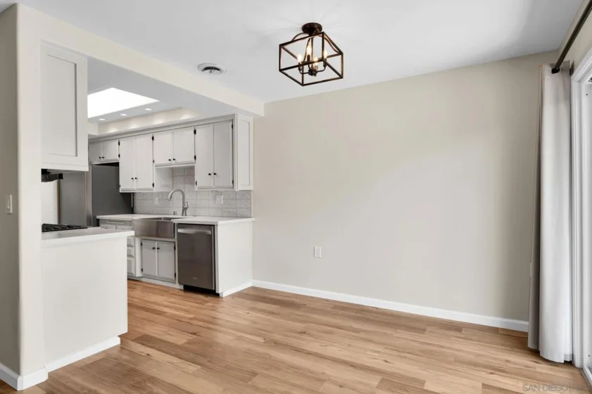 12435 Rios Road photo 5