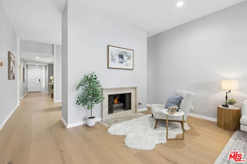 141 S Linden Drive #104 photo 5