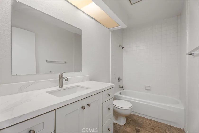 21605 Fernbrook photo 29