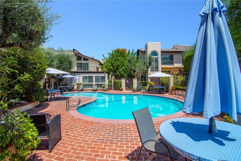 5255 Coldwater Canyon Avenue #E photo 14