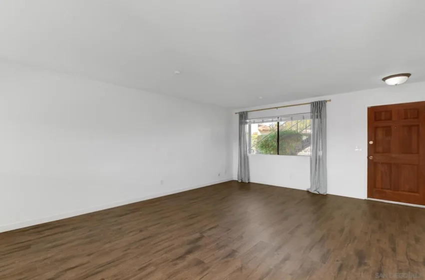625 S Fig Street #10 photo 4