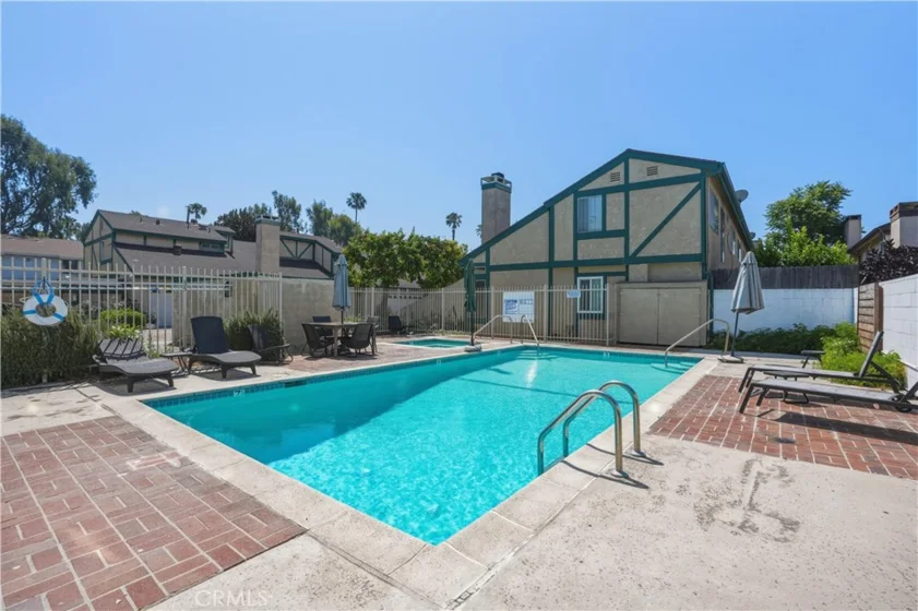 17221 Roscoe #11 photo 36