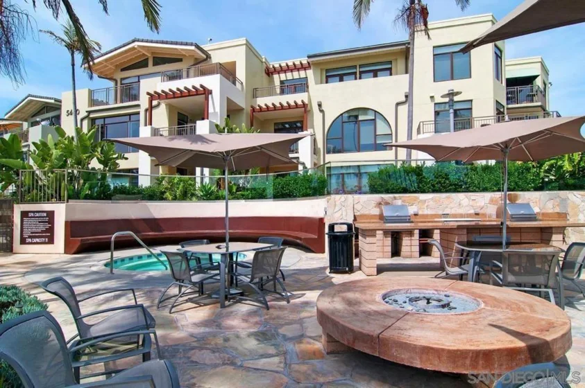 5482 La Jolla #L103 photo 23