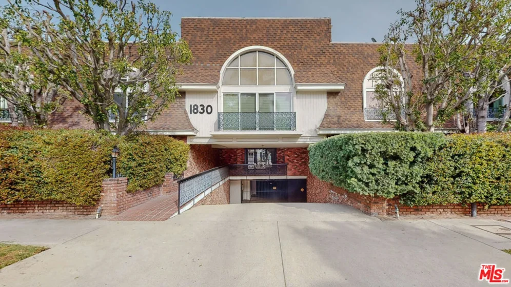 1830 Kelton Avenue #11 photo 1